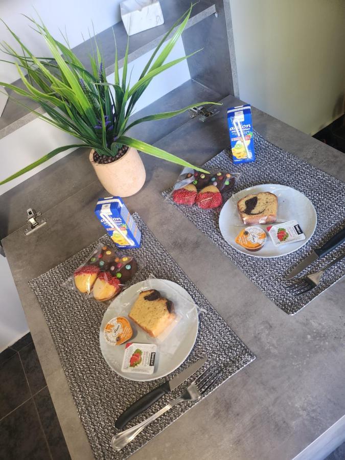 Small Luxury Apartment Anavyssos Buitenkant foto