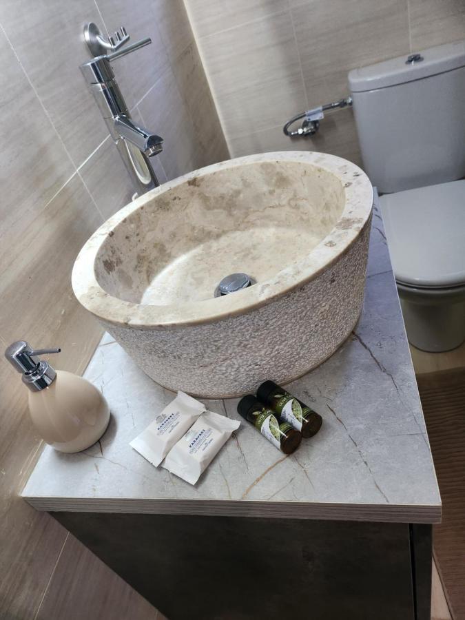 Small Luxury Apartment Anavyssos Buitenkant foto